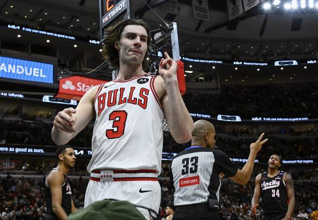 开云-疯狂一夜！4年1亿合同达成，字母哥带队重返四强，火箭新星创纪录