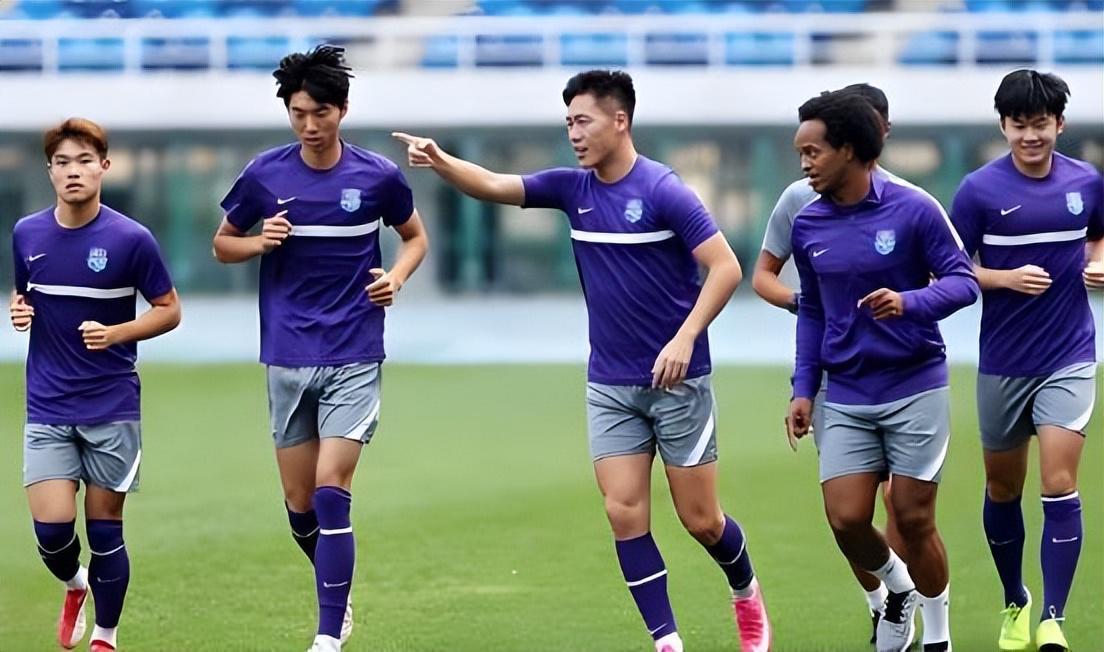 开云体育下载-意外！这两位本土王牌是津门虎本赛季必须留下的强援，已征服球迷