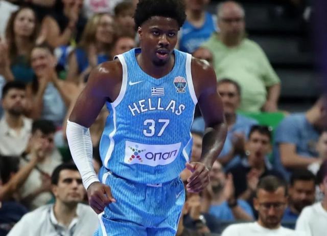 1755920037568006126.png kaiyun-三兄弟出击!字母哥破除内讧剑指欧锦赛奖牌