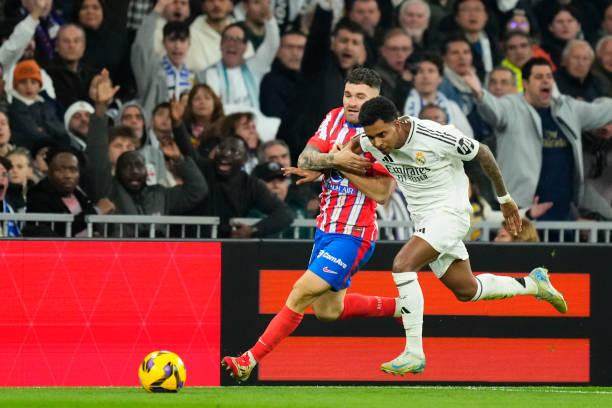 1739103864979089711.jpg kaiyun-西媒:表现最好也要被换下,安帅对罗德里戈不公平