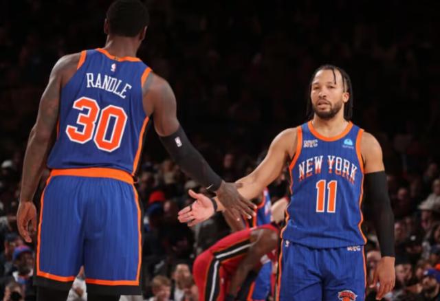 1725097905740000178.png 纽约之王变二当家!兰德尔康复转型决定尼克斯命运