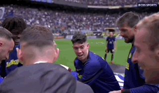 1714315336218033577.gif 开云体育下载-国米是冠军!将士们辛苦了,庆祝派对开始!