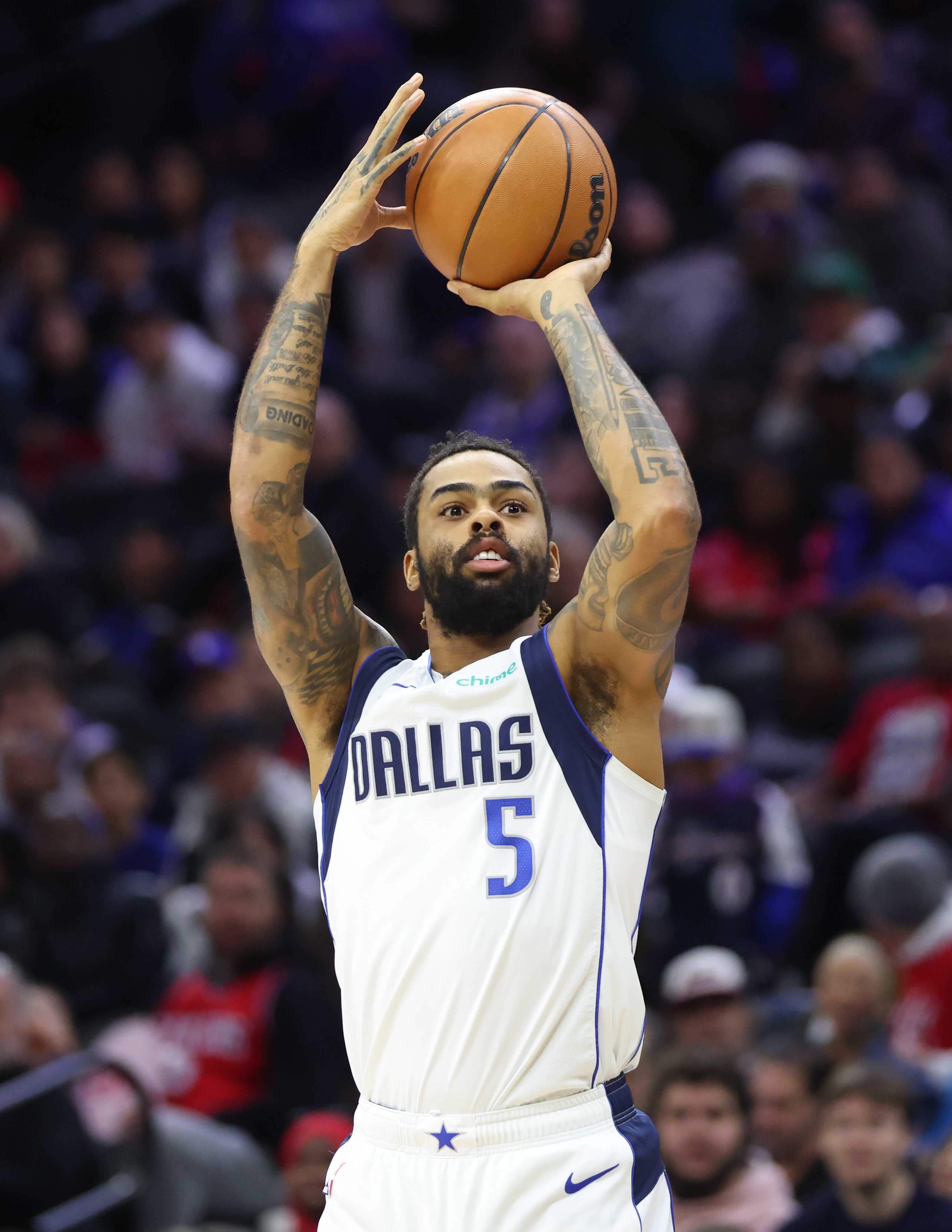 kaiyun-纯投手真没哨?克莱44次0罚25分含泪领跑 库里大鸟雷·阿伦齐上榜