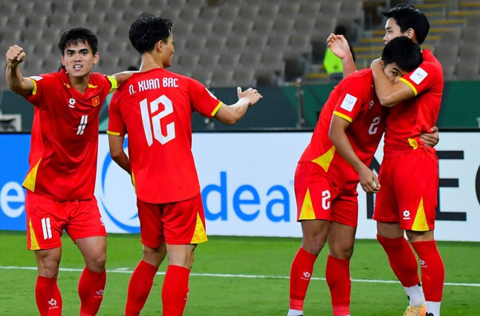 开云体育下载-4连胜轰8球！越南进U23亚洲杯四强，获82万奖金，更想对阵中国队|越南队|阿联酋|越南足球|乌兹别克足球|阿联酋足球_新浪体育_新浪新闻