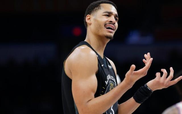 开云体育下载-普尔成勇士累赘？防守被名记喷 勇士没他赢分最高