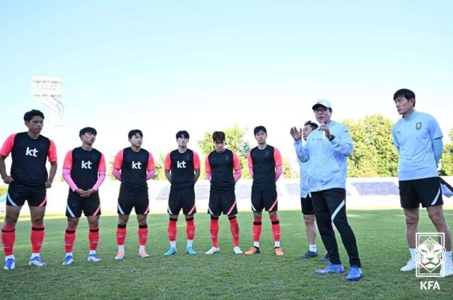 1678642129752099602.png 开云体育下载-黄善洪国奥亚运一肩双挑 韩国队亚运会誓夺三连冠