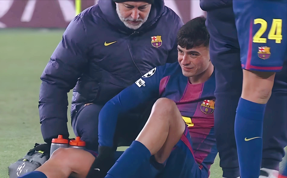 开云-莱万乌龙、佩德里伤退!欧冠关键战:巴萨惊险逆袭,赛后揪心爆料