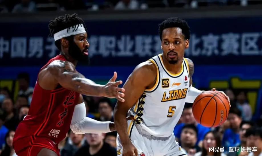 开云体育官网-CBA第一争冠热门杀疯了!15战豪取14胜1负:京粤沪都要靠边站?