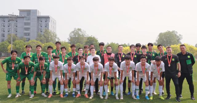 开云官网-【专题】11年！国安01青帮不想再等了 杨璞：新的启航