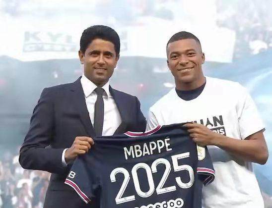 开云-【夜读】土超末轮单场5球摘银靴,巴神也才31岁!