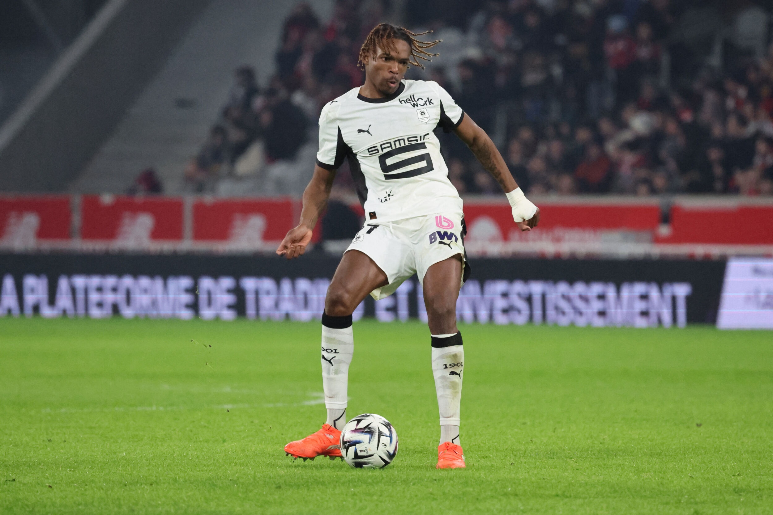 法媒：雅凯将接受左肩手术，大概率会赛季报销