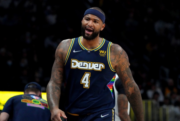 开云-考辛斯：约基奇和我做队友时就说过他很快就退役 最多也就再打2年