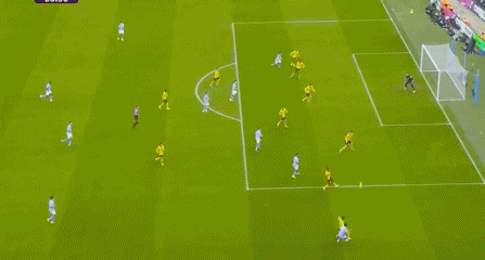 豪门悲喜夜！皇马2-0登顶，姆巴佩双响！利物浦2-3掉队，曼城2-0