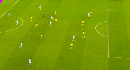 豪门悲喜夜！皇马2-0登顶，姆巴佩双响！利物浦2-3掉队，曼城2-0