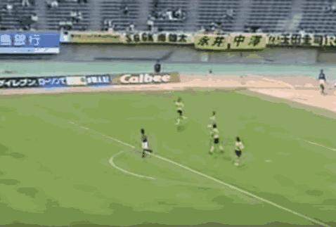 开云APP-巨大失误后被剥夺暑假 乌奈·西蒙要去见南雄太了