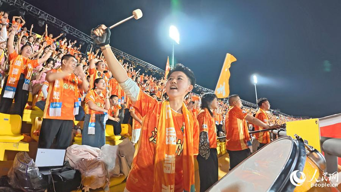 开云体育下载-“闽超”为何选中一个山区小县办赛?|龙岩|李昌乾|人民网|足球|漳州队_新浪体育_新浪新闻
